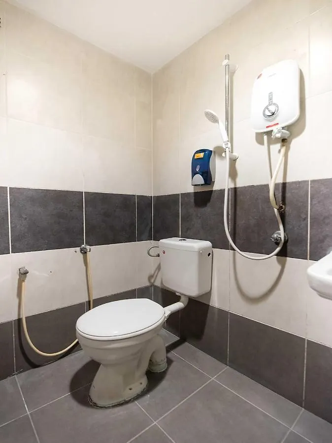 Oyo 89505 Hotel Sixty Six Malacca 2*,